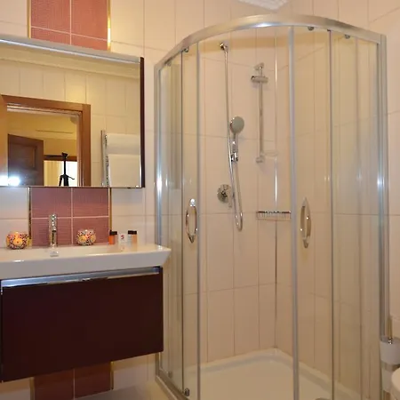 Ataker Hotel