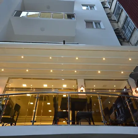 Ataker Hotel